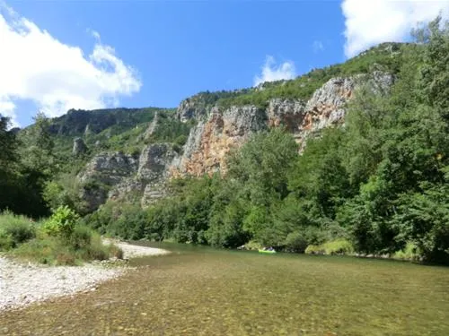 camping-val-de-cantobre-nant-0bwmh