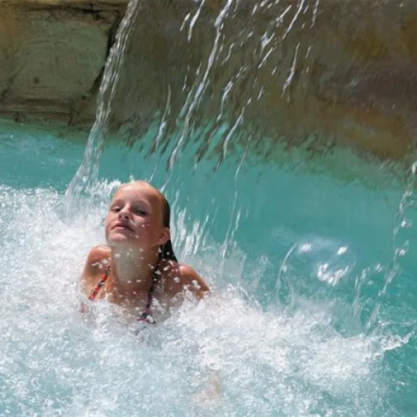 camping-val-de-cantobre-nant-dpwlg