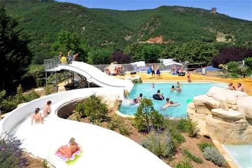 camping-val-de-cantobre-nant-fbvrv