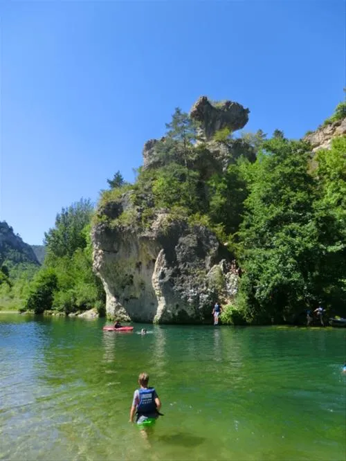 camping-val-de-cantobre-nant-xg7pt