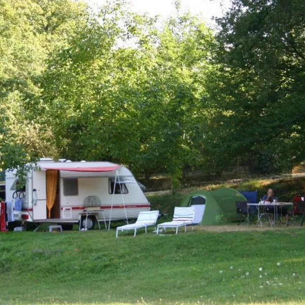 camping-la-serre-aigues-vives-feghq
