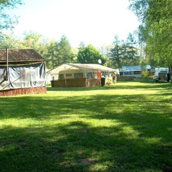 camping-auensee-granschtz-bei-weissenfels-ypfsz