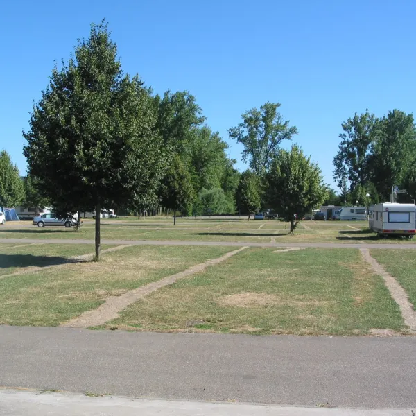 camping-le-paquis-corny-sur-moselle-lyibl