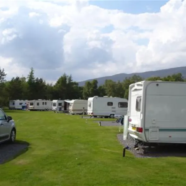 the-invercauld-caravan-club-site-braemar-ahaco