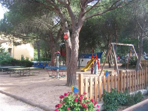 camping-paduella-calvi-yr7e7