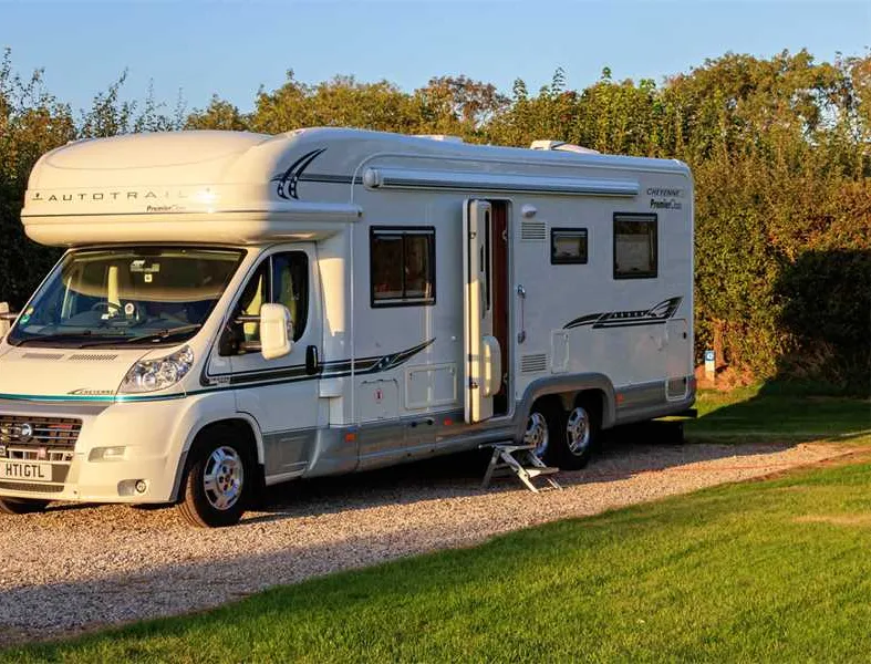 campsite-naburn-locks-york-0gmmq