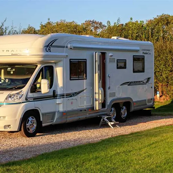 campsite-naburn-locks-york-0gmmq