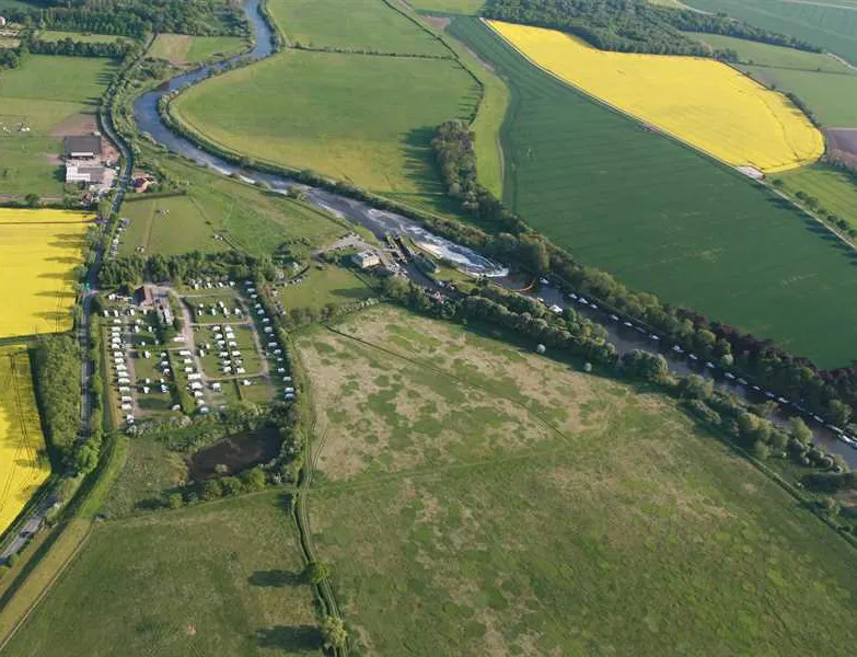 campsite-naburn-locks-york-jcwkd