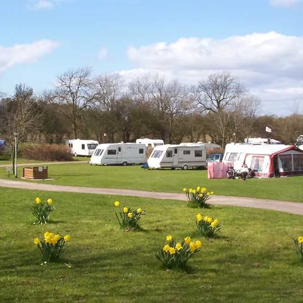 campsite-naburn-locks-york-t4toy