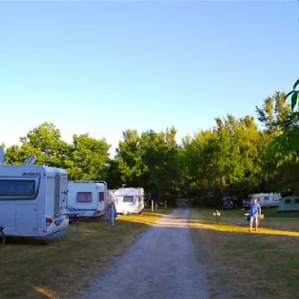 naturcampingplatz-alt-reddevitz-middelhagenrgen-hxgwe