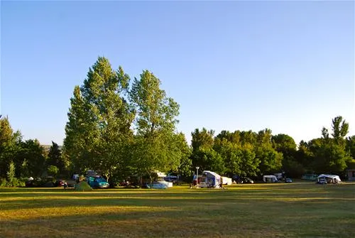 naturcampingplatz-alt-reddevitz-middelhagenrgen-symvb