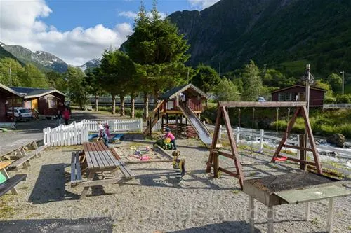 sundal-camping-mauranger-i2bcn