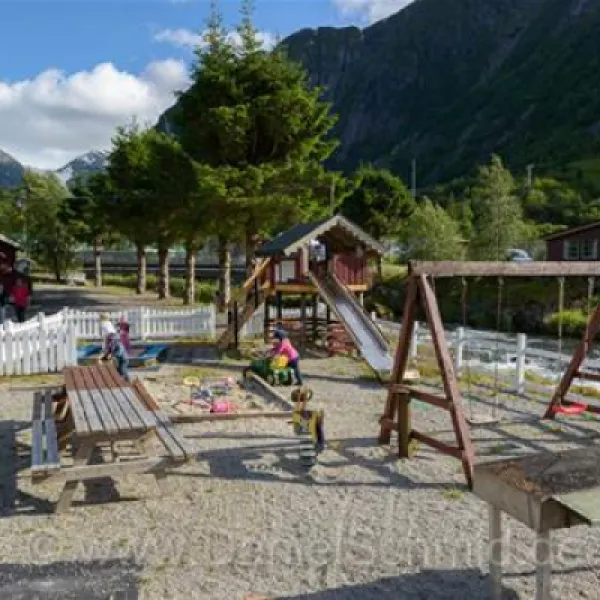 sundal-camping-mauranger-i2bcn