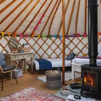 hadrians-wall-country-yurts-brampton-frogi