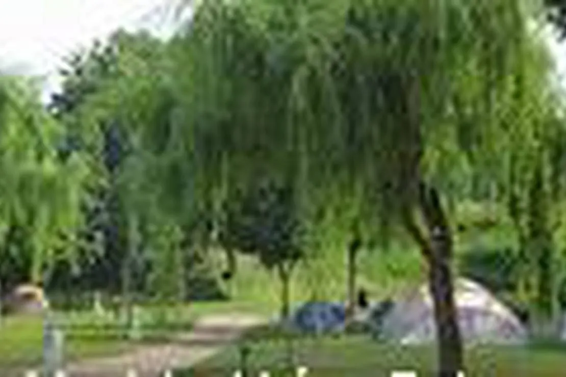 camping-municipal-leon-delanoue-montreuil-juigne-oc3mz