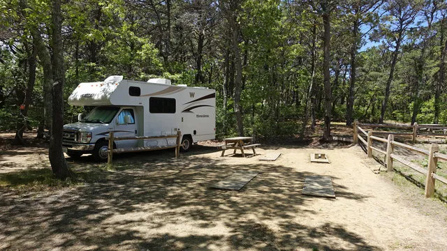 dunes-edge-campground-provincetown-gv3ro