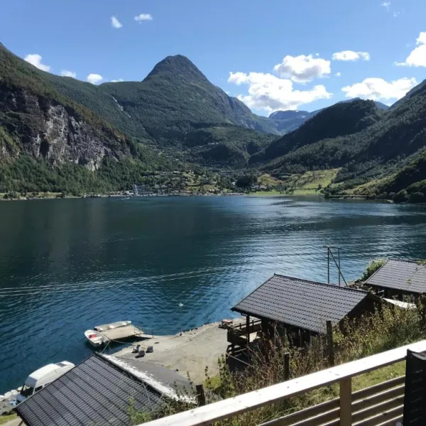 solhaug-fjordcamping-geiranger-2wvtx