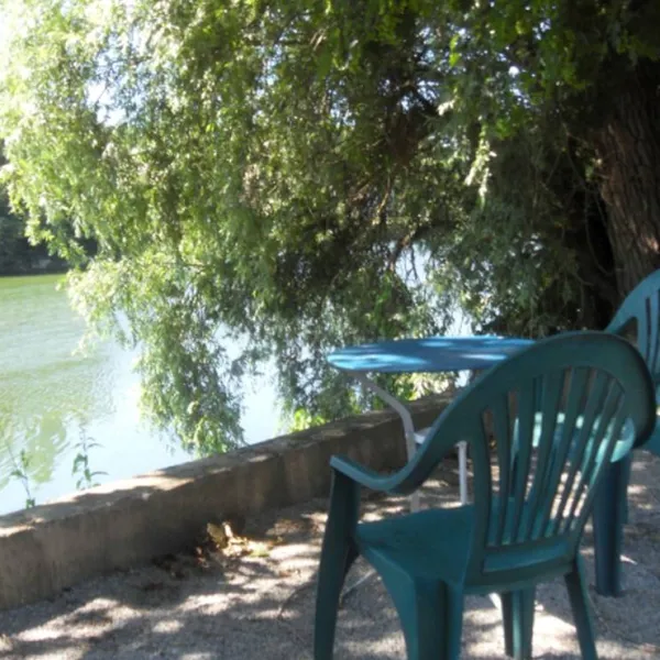 camping-municipal-les-peupliers-fraisans-3usci