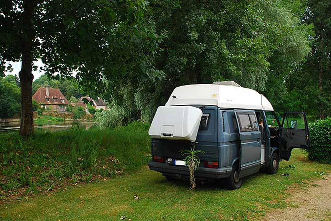 camping-municipal-les-peupliers-fraisans-luqix