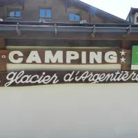 camping-le-glacier-dargentieres-chamonix-mont-blanc-4q68u