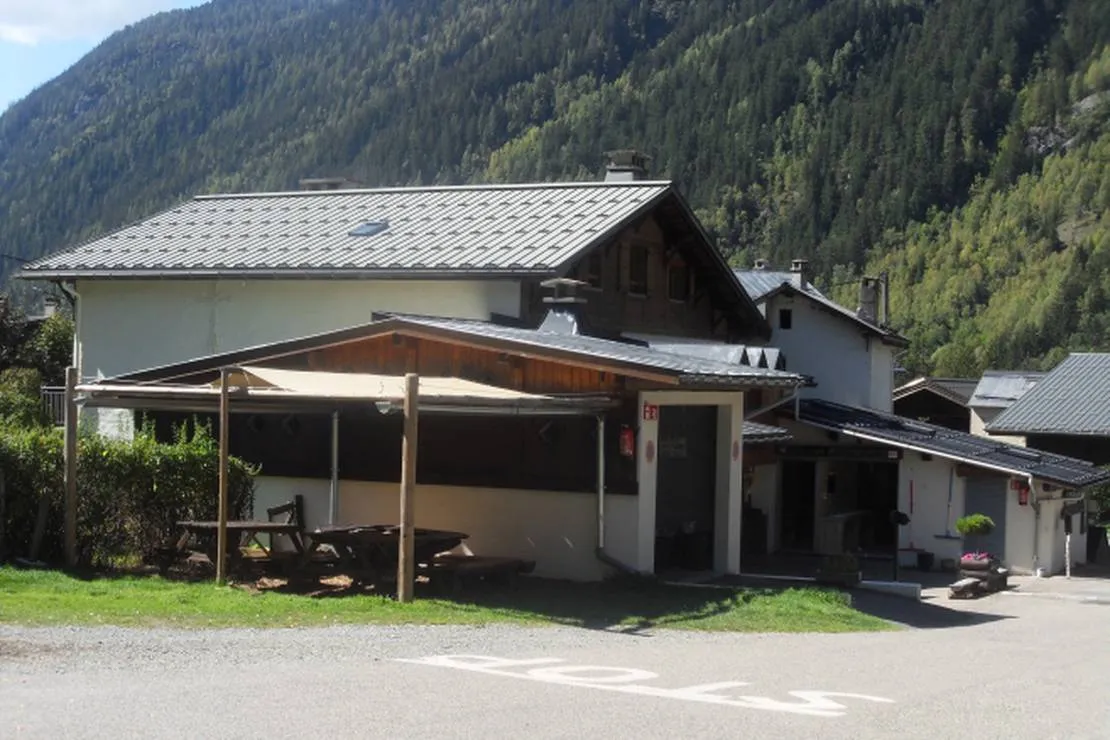 camping-le-glacier-dargentieres-chamonix-mont-blanc-lbisb