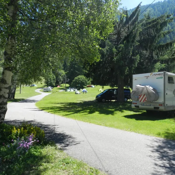 camping-le-glacier-dargentieres-chamonix-mont-blanc-v03gt