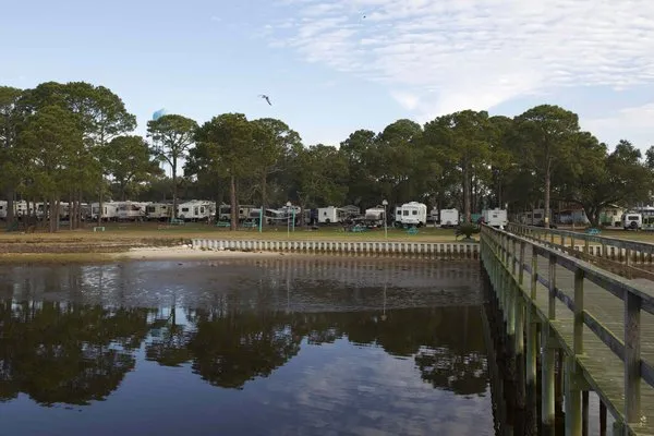 holiday-campground-panacea-fpmuk