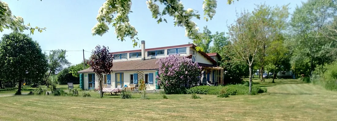 camping-la-gabrielle-romagne-sous-montfaucon-9x44o