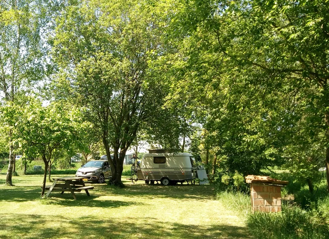 camping-la-gabrielle-romagne-sous-montfaucon-u7d4d