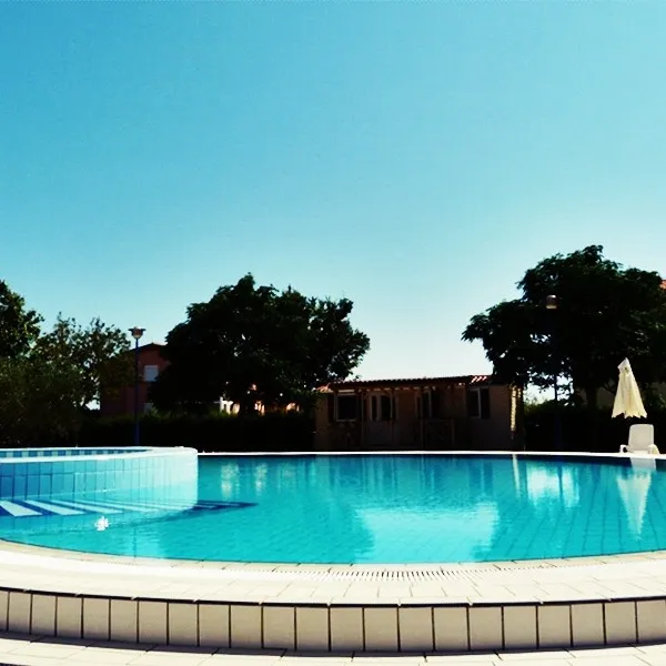camping-peros-nin-c9wux