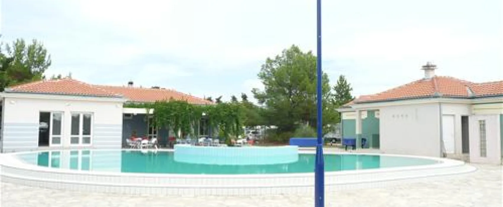 Camping Peros