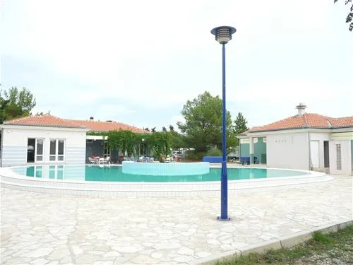 camping-peros-nin-irqvr