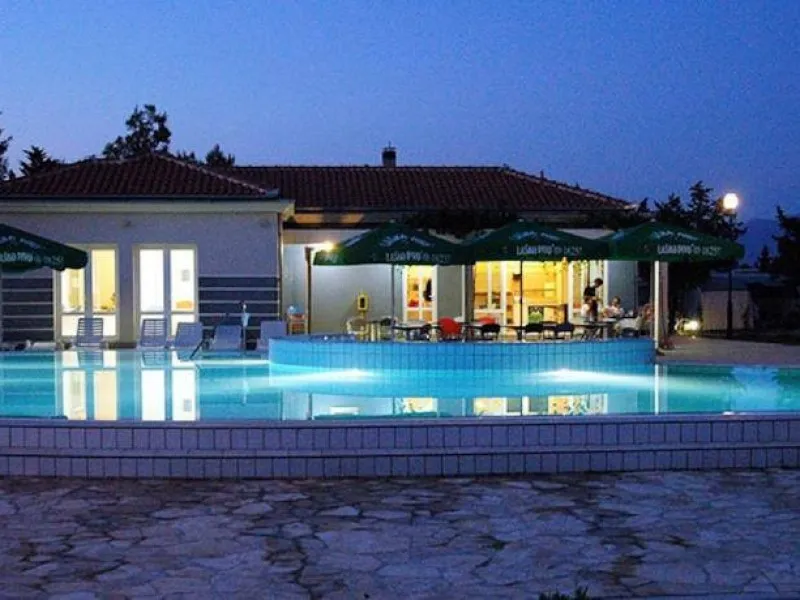 camping-peros-nin-ziay7