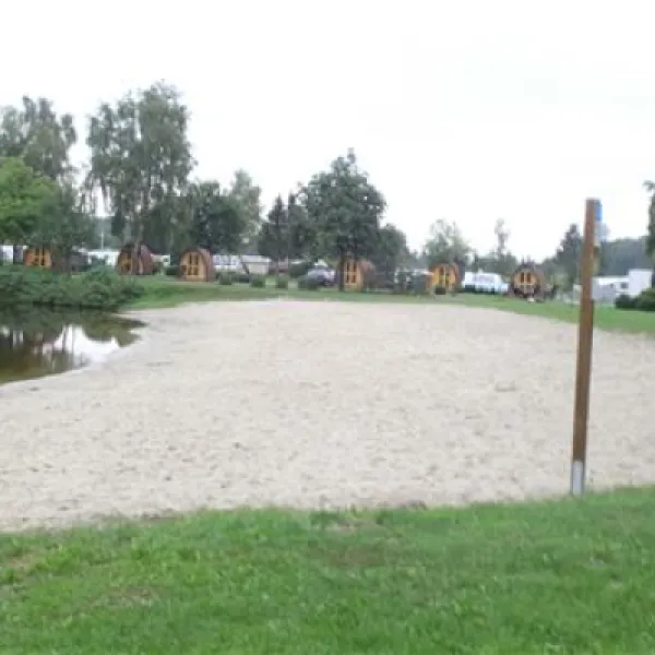 camping-ferienpark-falkensteinsee-ganderkesee-falkenburg-4q8ot