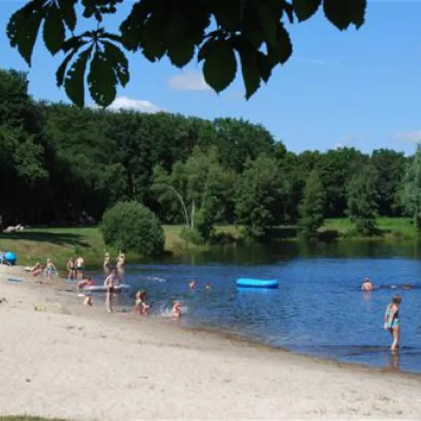 camping-ferienpark-falkensteinsee-ganderkesee-falkenburg-7fbn2