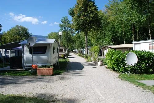 camping-paradis-plage-colombier-yhnxe