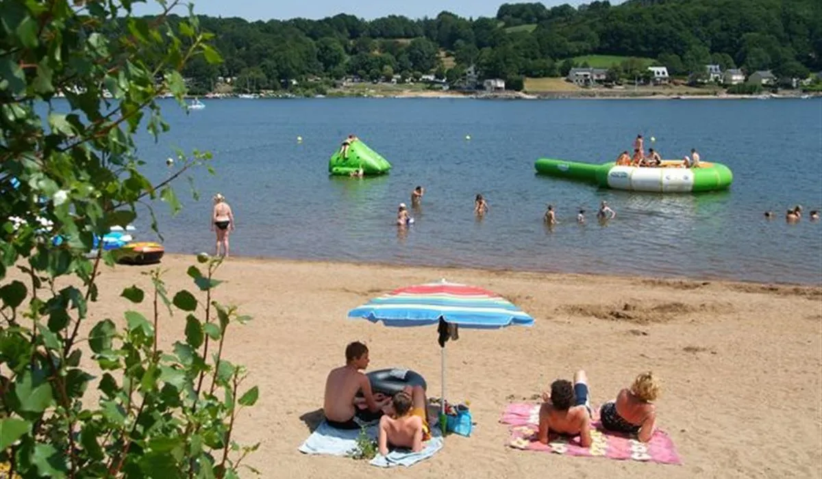 camping-le-touring-salles-curan-lykcv