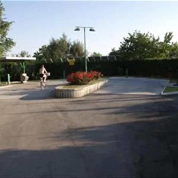 campeggio-lido-bolsena-6rs3w