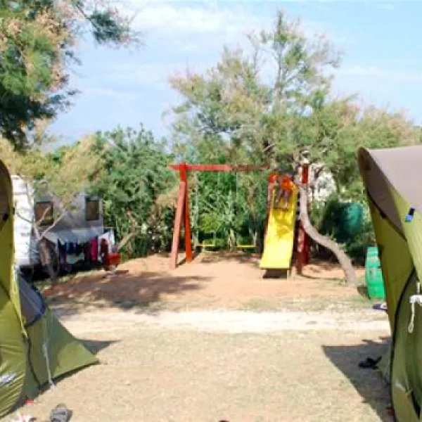 autocamp-puntica-razanac-uh18o