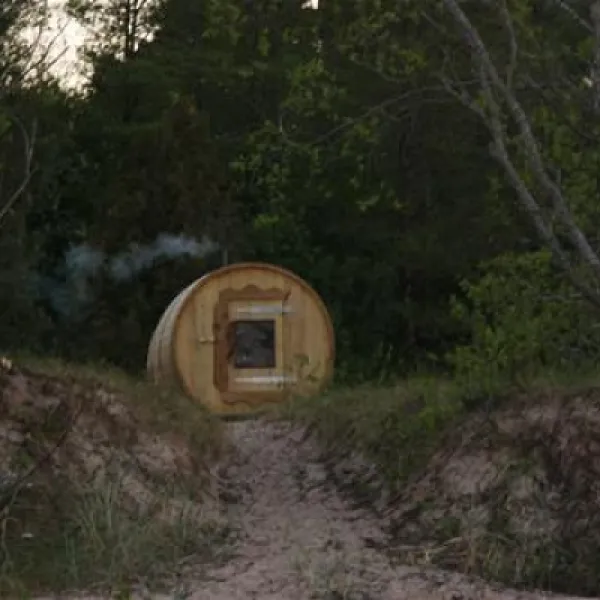 camping-melnsils-melnsils-cvrxi