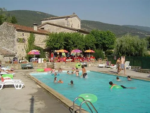 camping-le-moulin-bordeaux-l8k8h