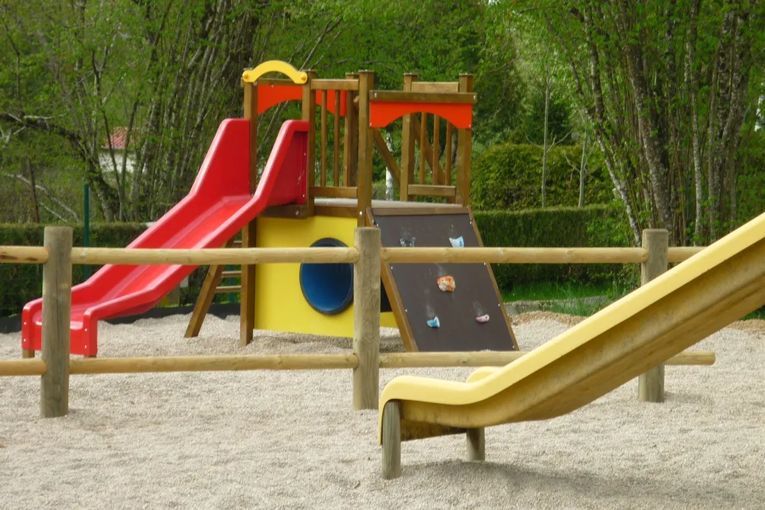 camping-les-merilles-jura-vtwtp