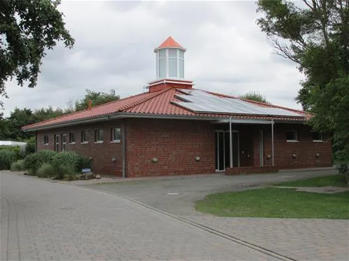 camping-am-deich-nordsee-krummhrnupleward-b8ogn