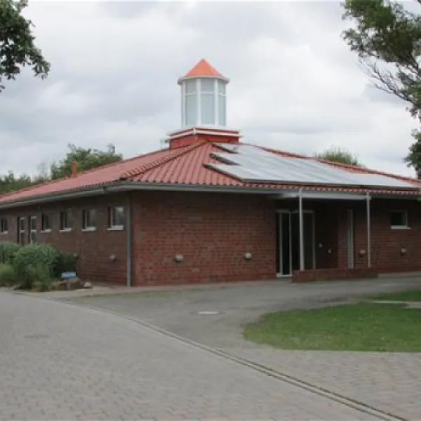 camping-am-deich-nordsee-krummhrnupleward-b8ogn