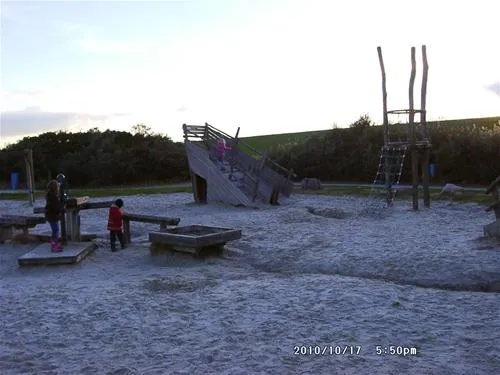 camping-am-deich-nordsee-krummhrnupleward-rkdx1