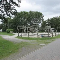 camping-am-deich-nordsee-krummhrnupleward-sgl8p