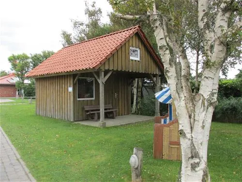camping-am-deich-nordsee-krummhrnupleward-um7cv