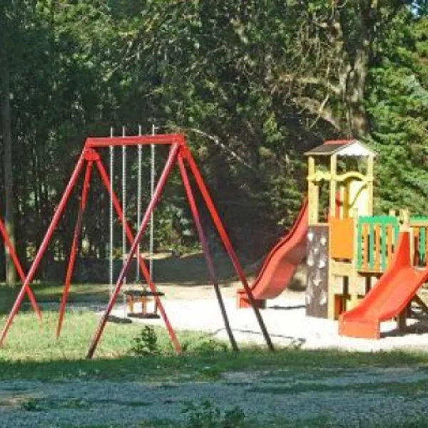 camping-le-lion-ardche-yww7m