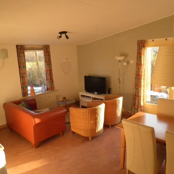 t-meyboumlske-vakantiehuisjes-silvolde-or4lt