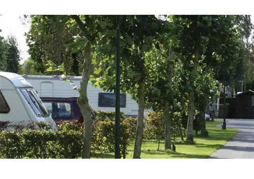 camping-klein-strand-jabbeke-rdyda